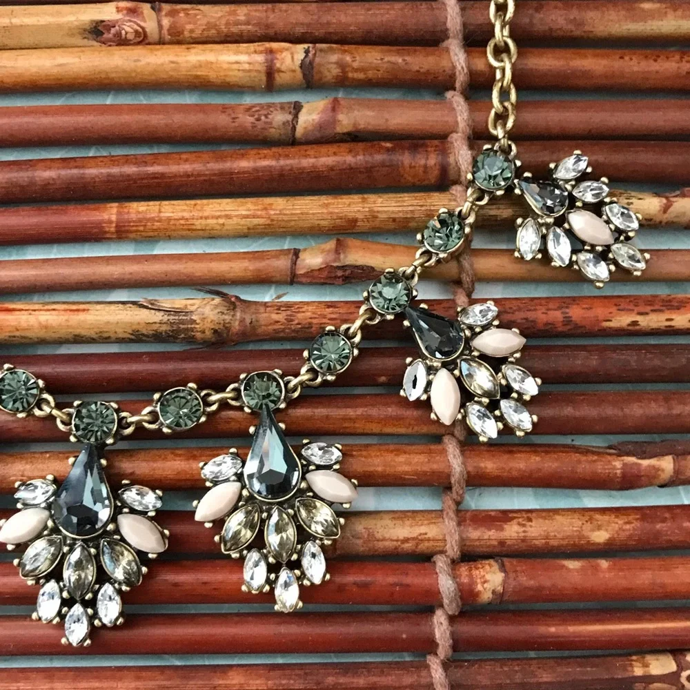 J. Crew Bewjeweled Rhinestone Gold Tone Floral Necklace